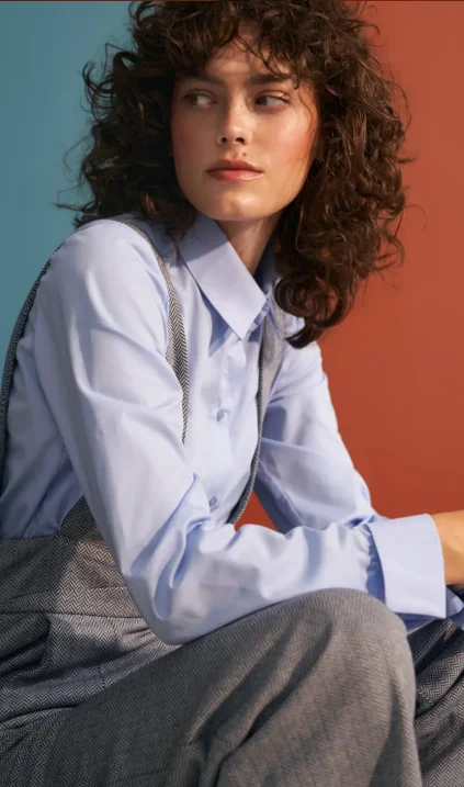 Elegant light blue shirt