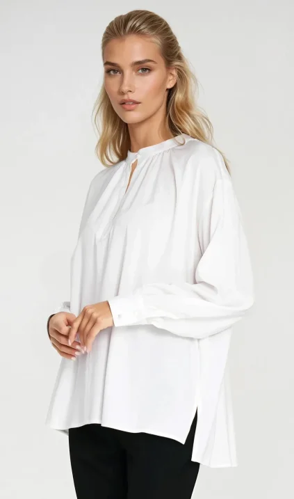 Oversized blouse with gathers - ecru